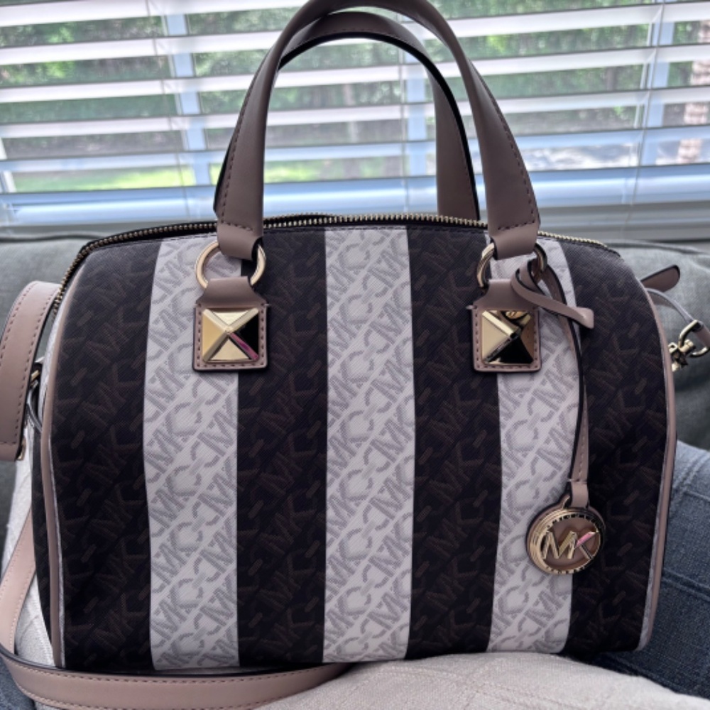 MK Shoulder Bag